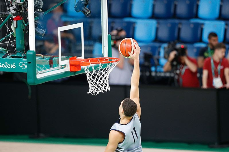 Confederação Brasileira tira chancela da Liga Nacional de Basquete; futuro  do NBB é incerto